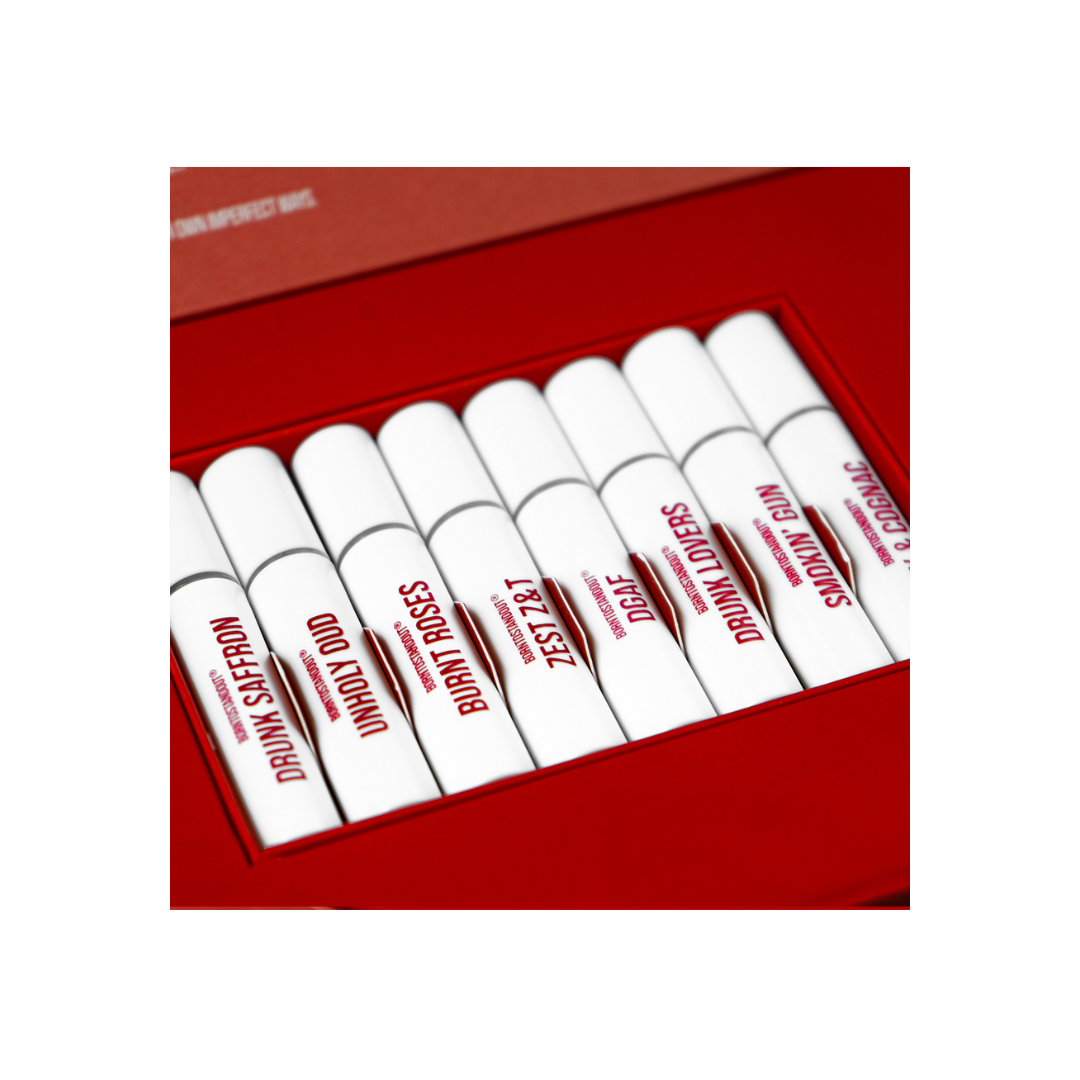 BORNTOSTANDOUT DARK & DRUNK DISCOVERY SET, 8 X 2ML EAU DE PARFUMS, BORNTOSTANDOUT DARK & DRUNK DISCOVERY SET, 8 X 2ML EAU DE PARFUMS, POURHOMMIES.